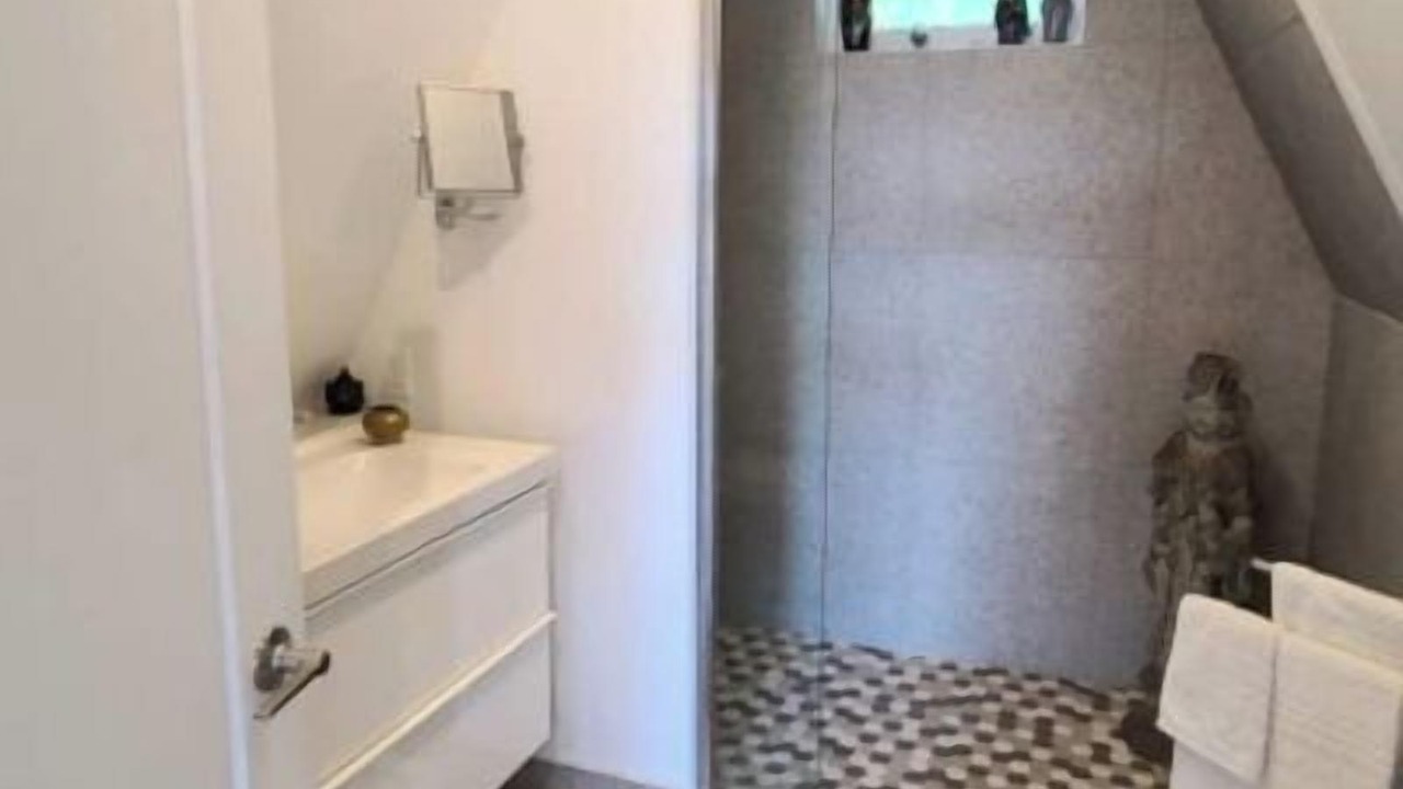 Photo of Bathroom in Ste Petronille