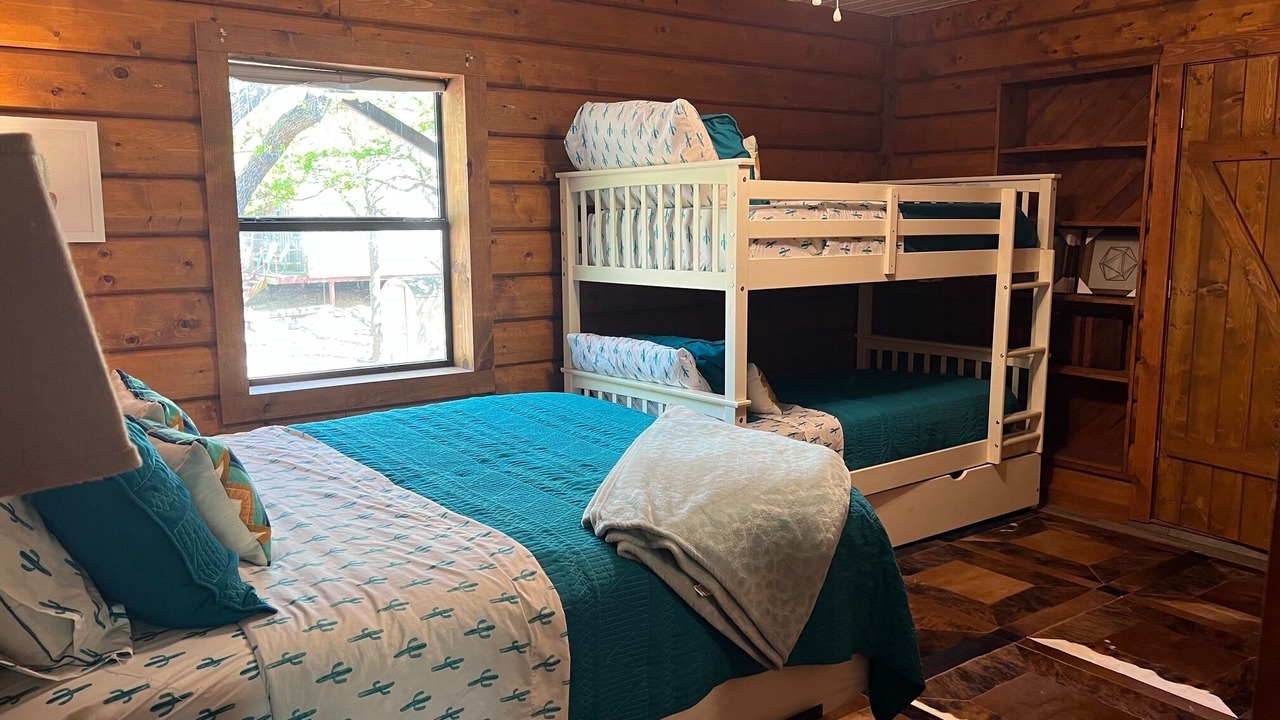 Photo of Bedroom in Nocona
