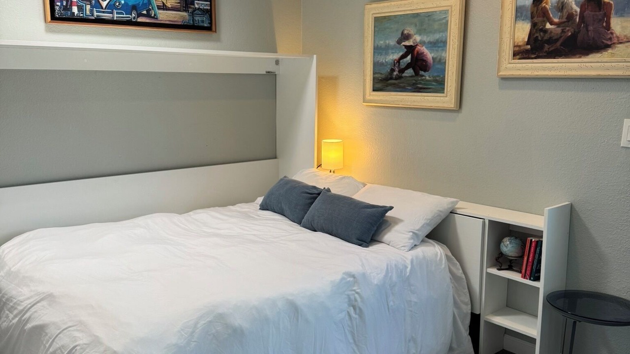 Photo of Bedroom in South Oceanside