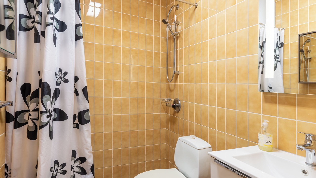 Photo of Bathroom in Agger