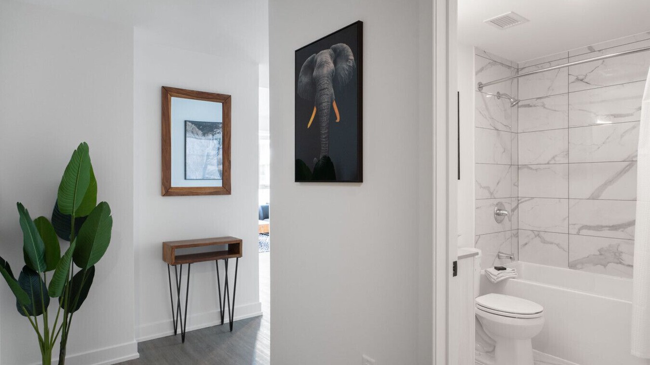 Photo of Bathroom in Centretown West