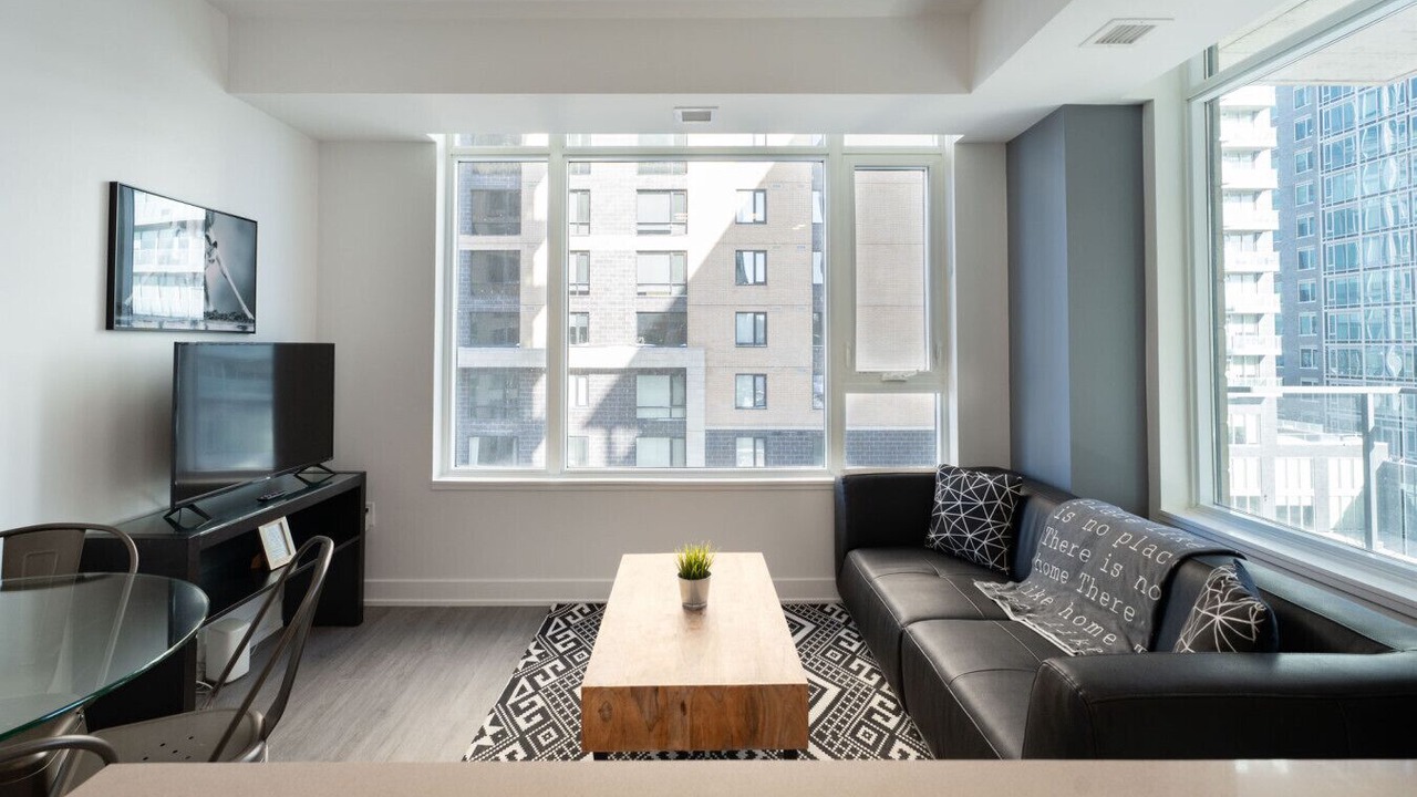 Photo of Livingroom in Centretown West