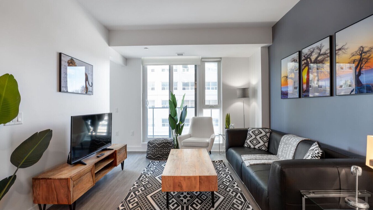 Photo of Livingroom in Centretown West