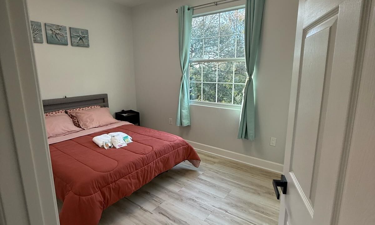 Photo of Bedroom in Palm River-Clair Mel