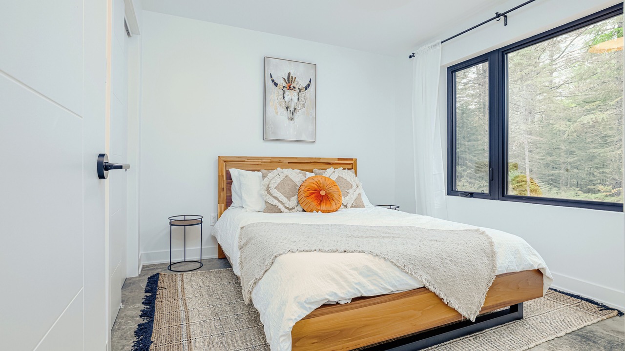 Photo of Bedroom in Chertsey