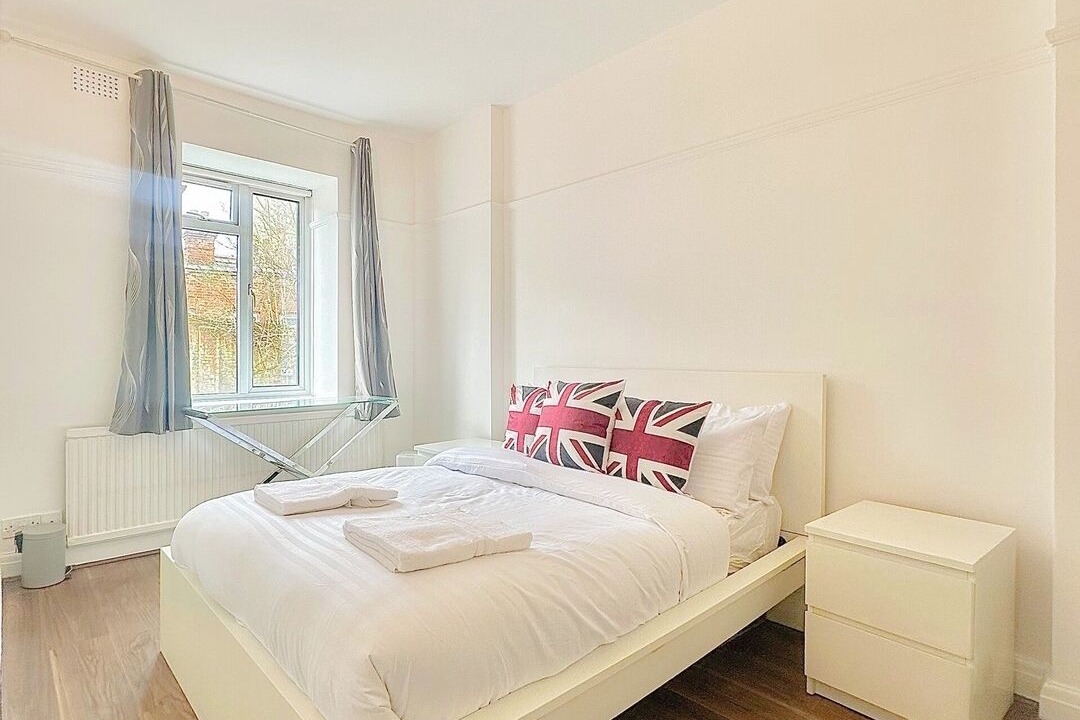 Photo of Bedroom in Frognal and Fitzjohns