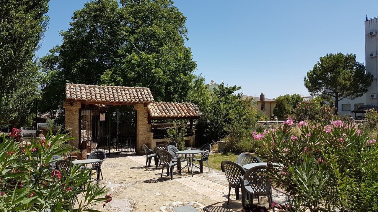 Photo of Outdoor in Arbuniel