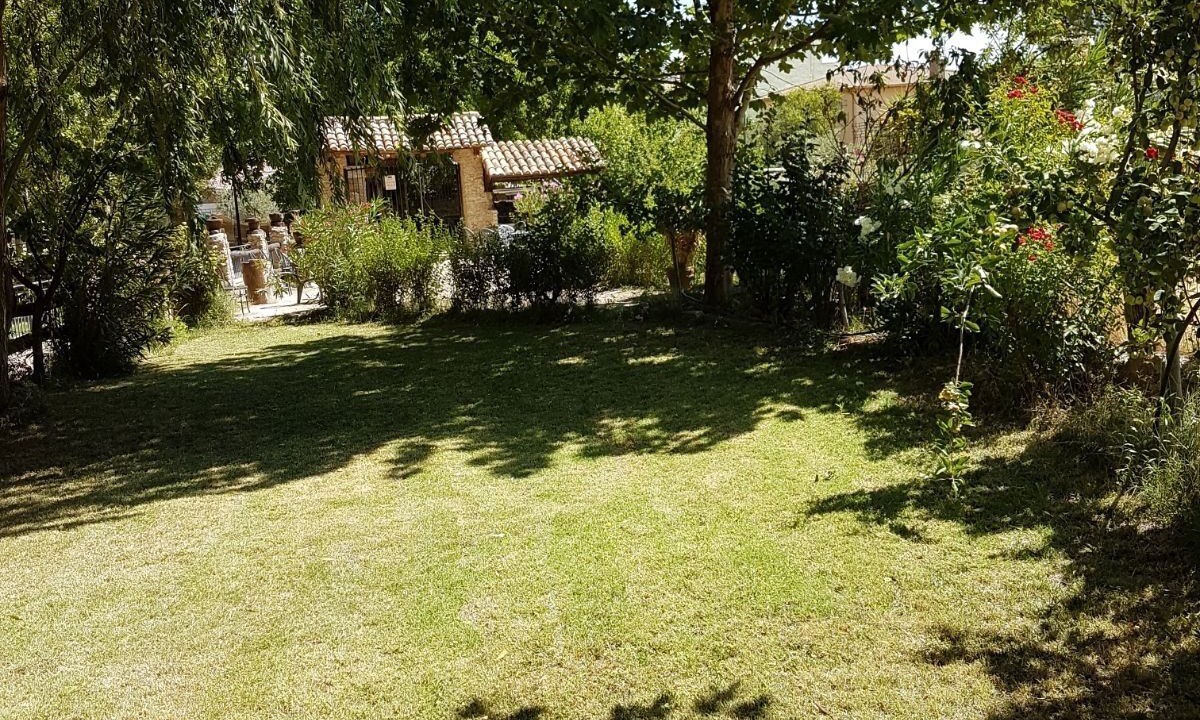 Photo of Outdoor in Arbuniel