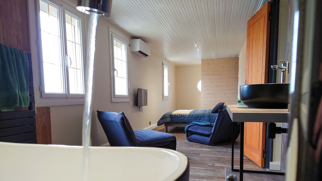 Photo of Bedroom in Grues