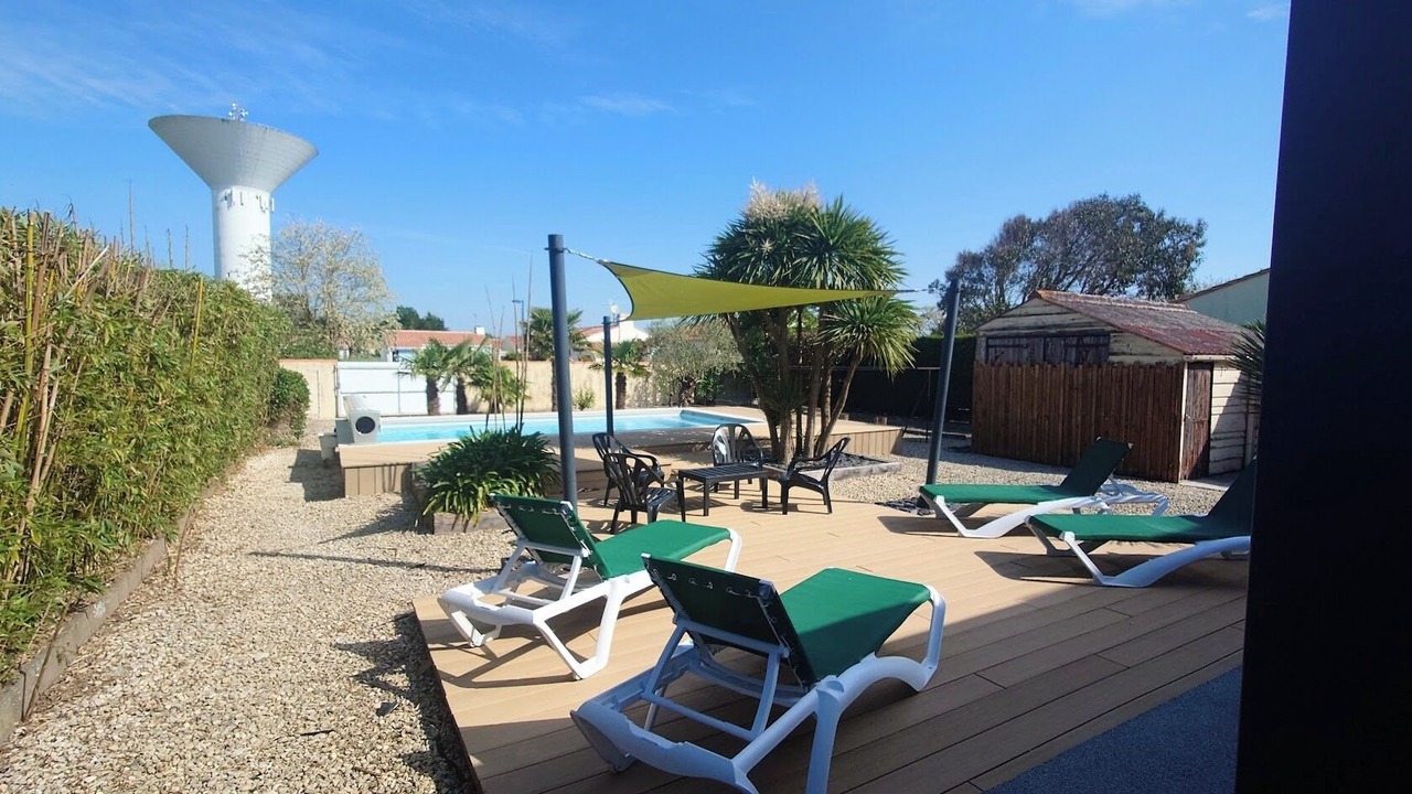 Photo of Outdoor in Grues