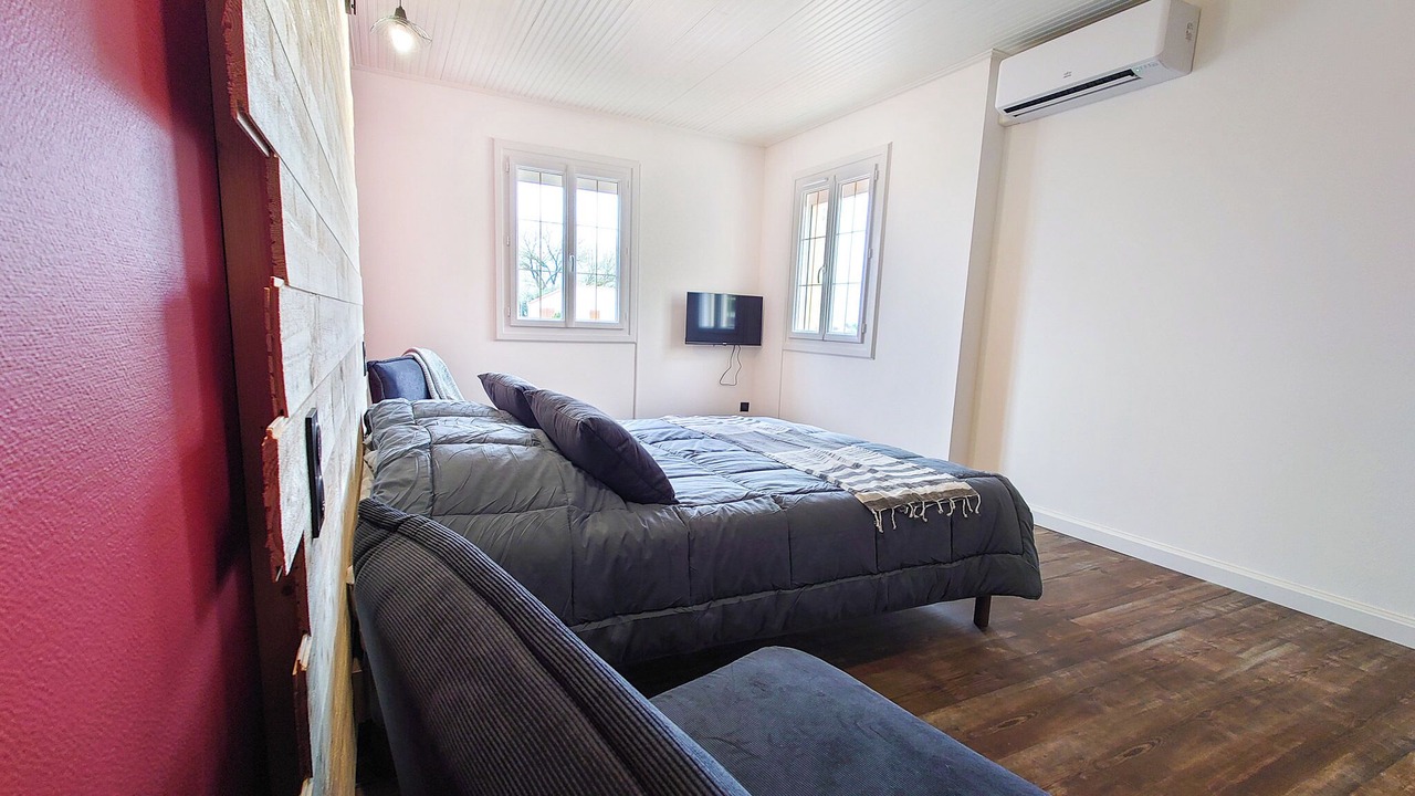 Photo of Bedroom in Grues