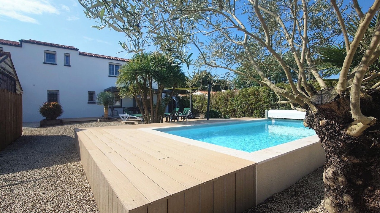 Photo of Outdoor in Grues