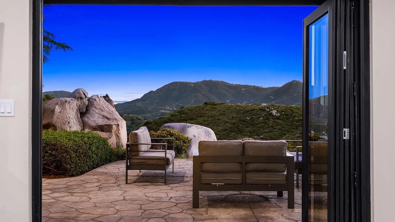 Photo of Patio Balcony in Lake Hodges