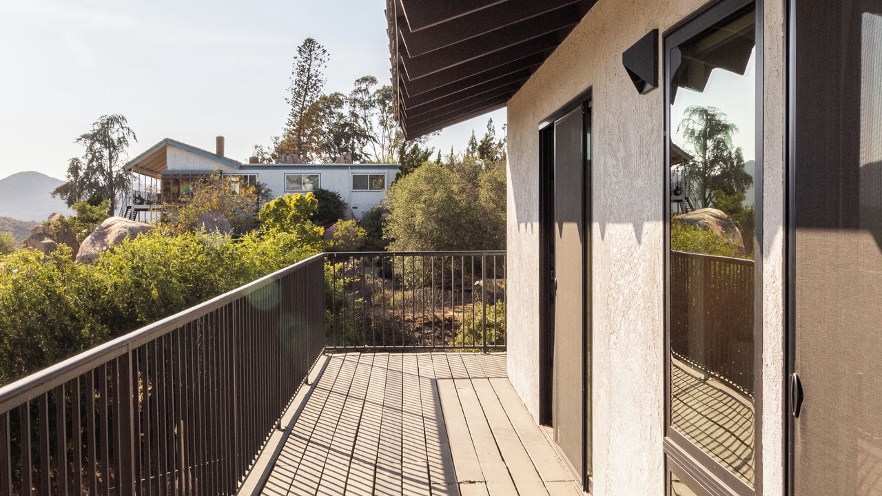 Photo of Patio Balcony in Lake Hodges