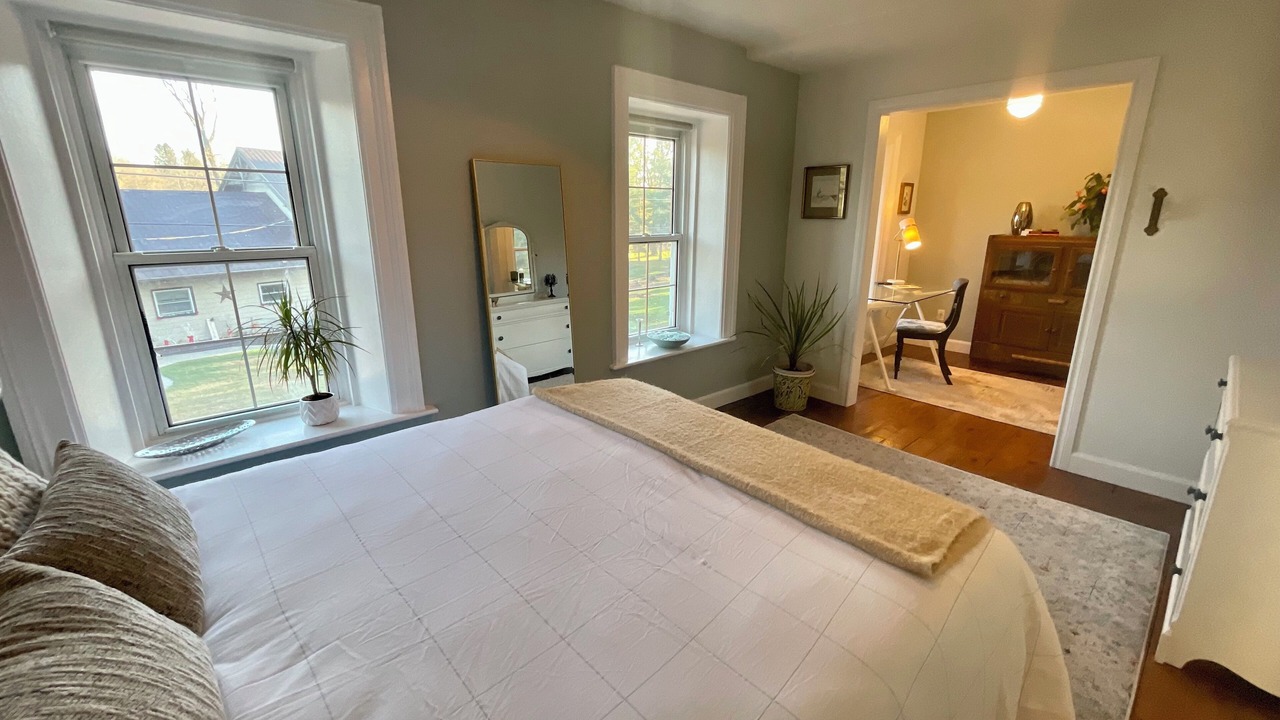Photo of Bedroom in Newburgh
