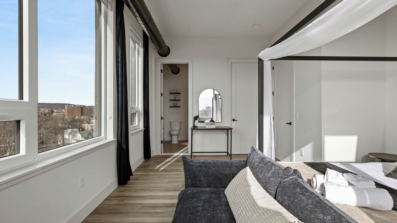 Photo of Livingroom in East Orange