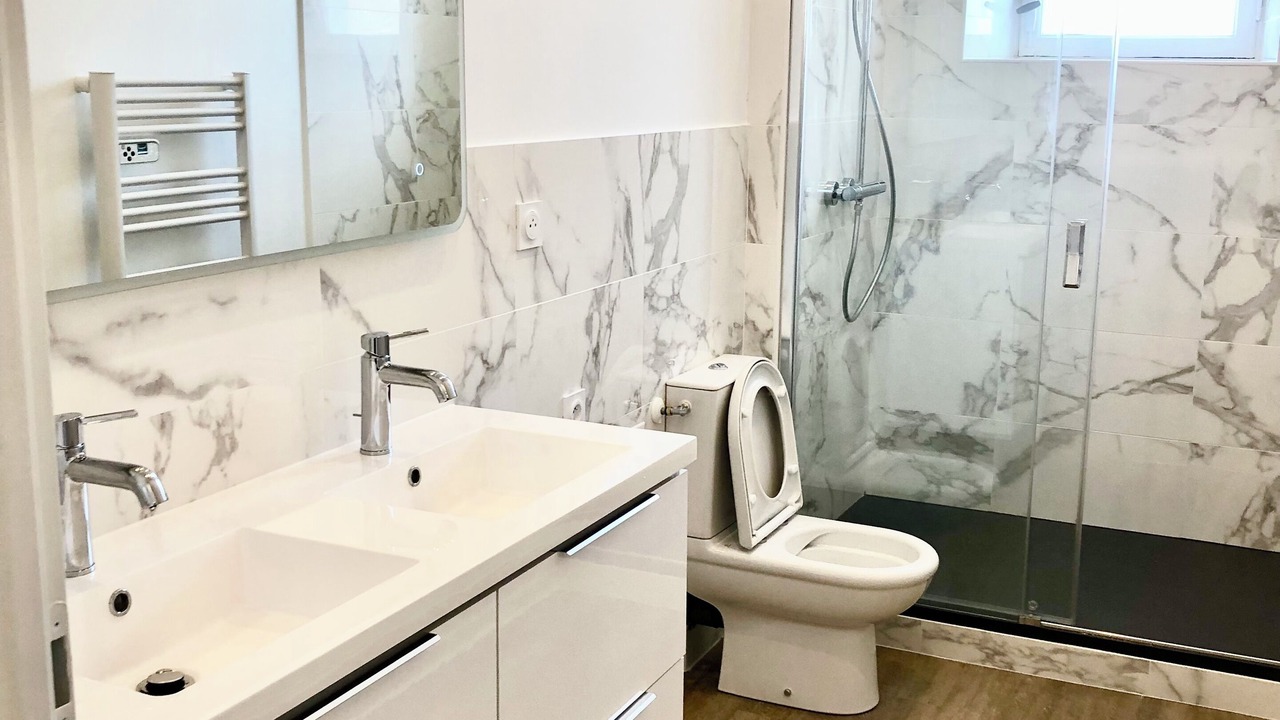 Photo of Bathroom in Centre Ville