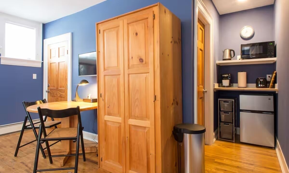 Photo of Others in Inman Square