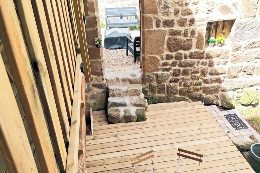 Photo of Patio Balcony in Saint-Bonnet-le-Chateau