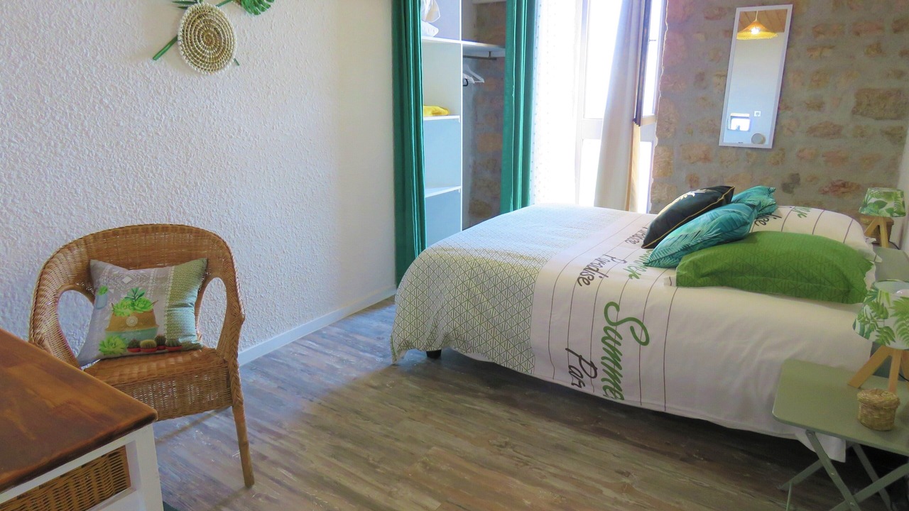 Photo of Bedroom in Saint-Bonnet-le-Chateau
