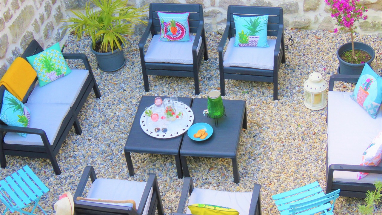 Photo of Patio Balcony in Saint-Bonnet-le-Chateau