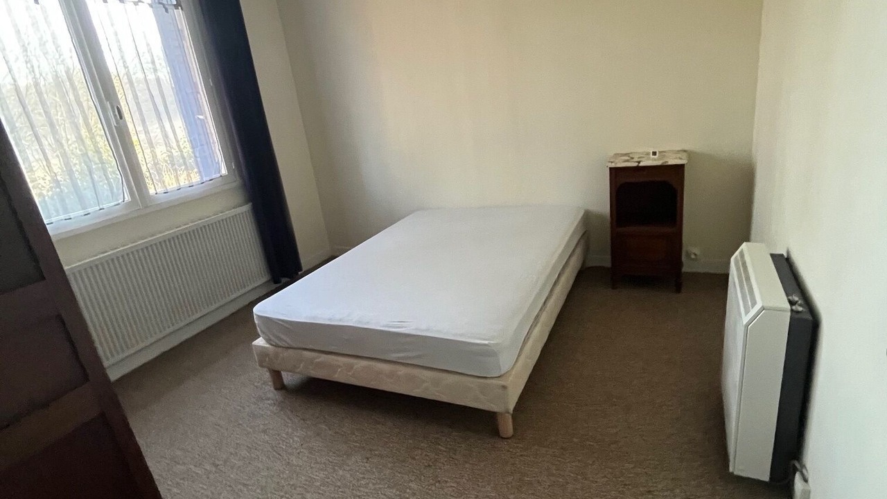 Photo of Bedroom in St Georges la Pouge