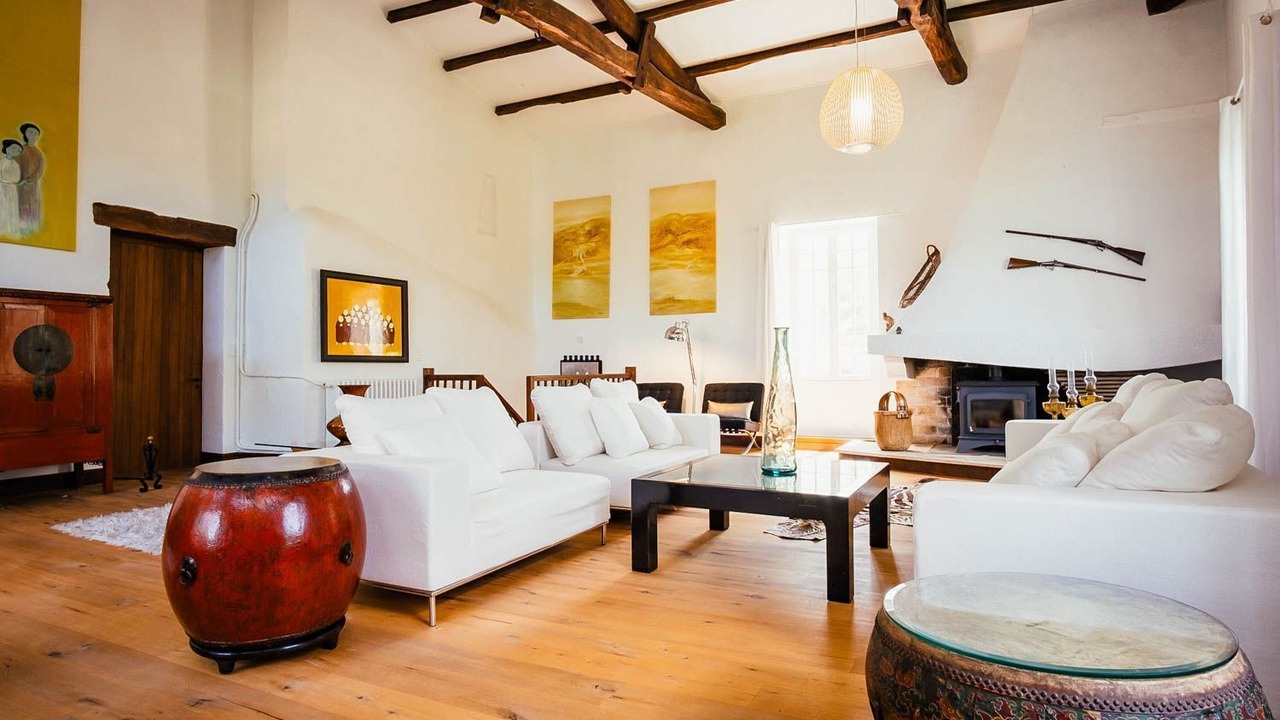 Photo of Livingroom in Parcoul-Chenaud