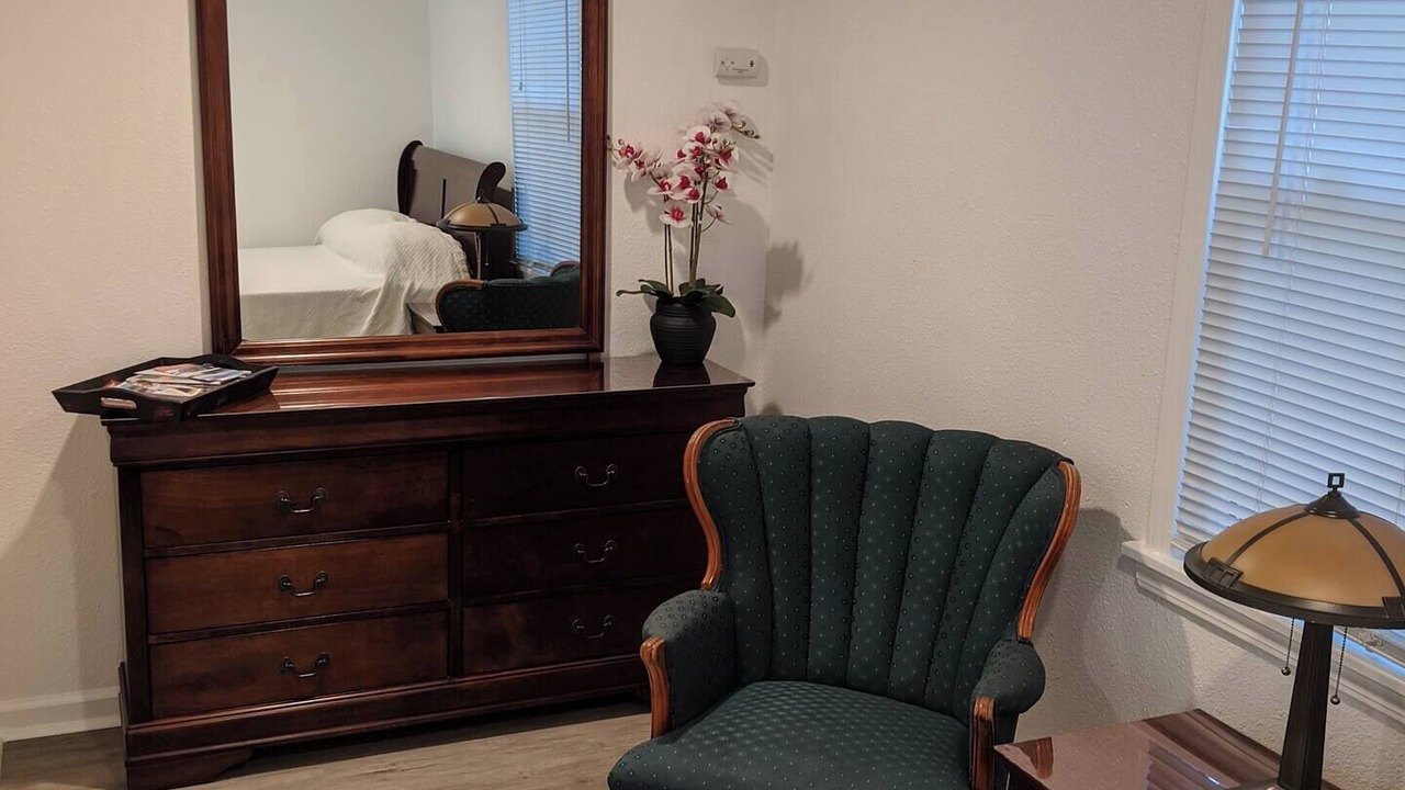 Photo of Bedroom in Santa Rosa