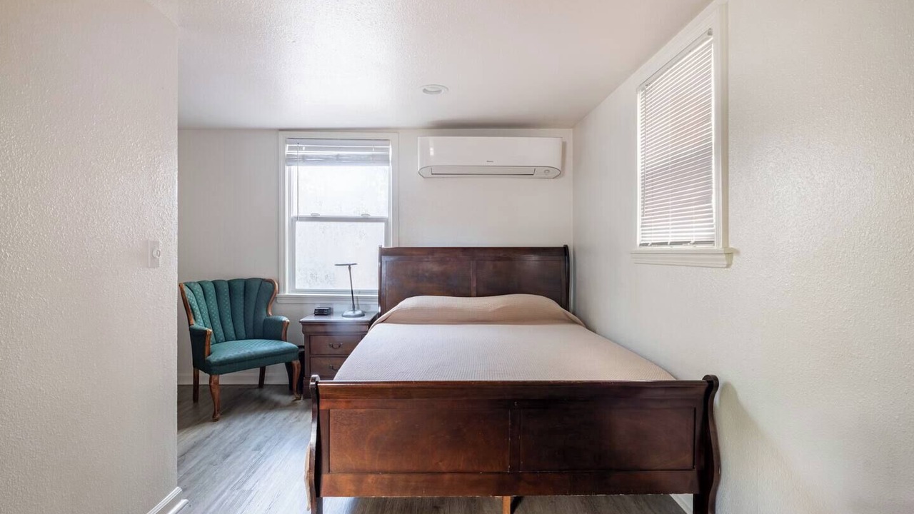 Photo of Bedroom in Santa Rosa