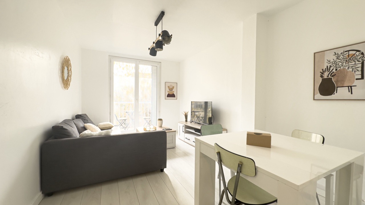 Photo of Livingroom in Secteur 4