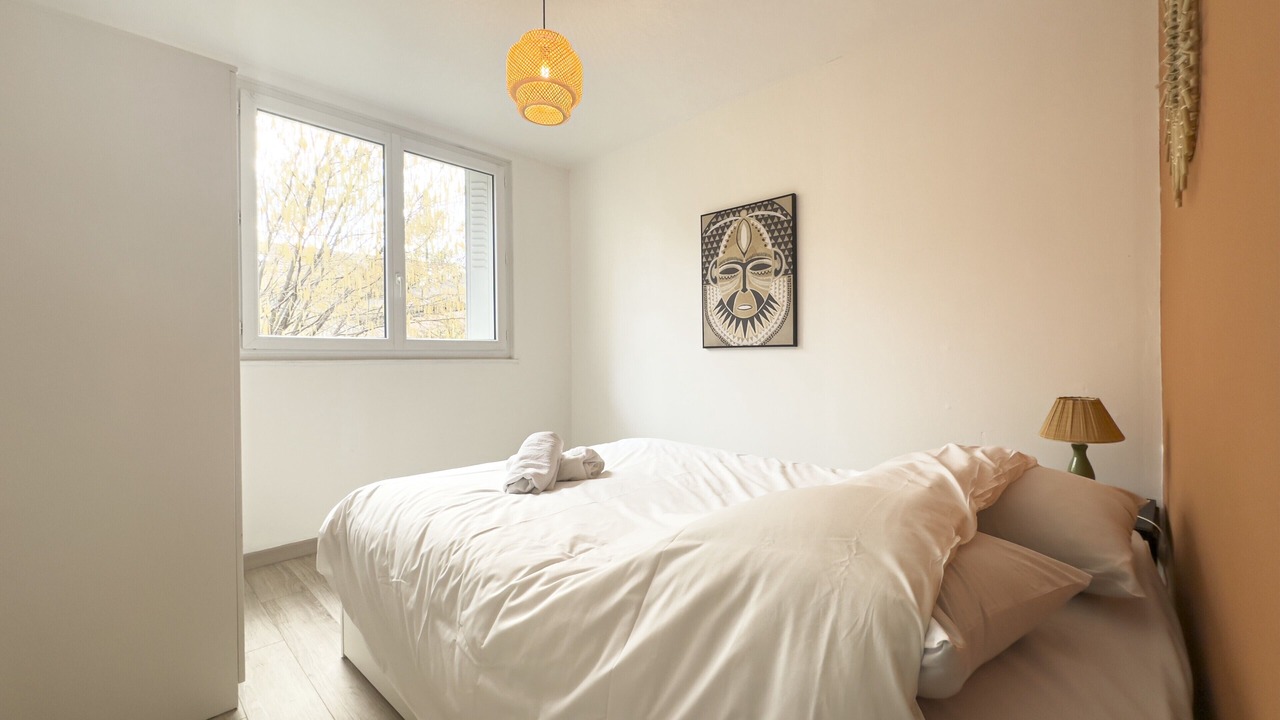 Photo of Bedroom in Secteur 4