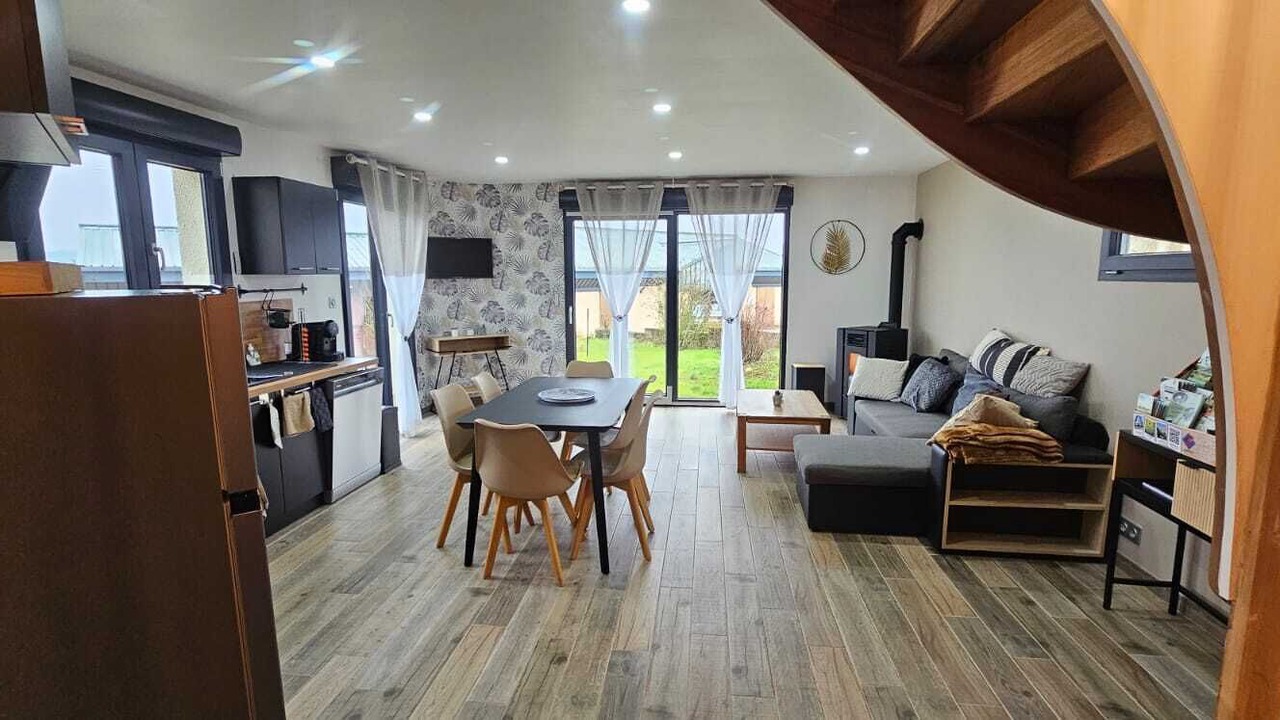 Photo of Livingroom in Signy-lAbbaye