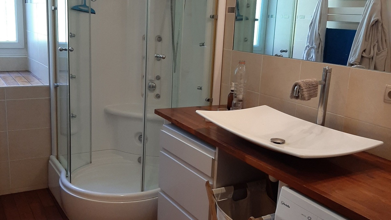 Photo of Bathroom in Fay