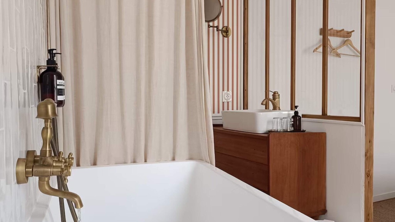 Photo of Bathroom in Fronsac