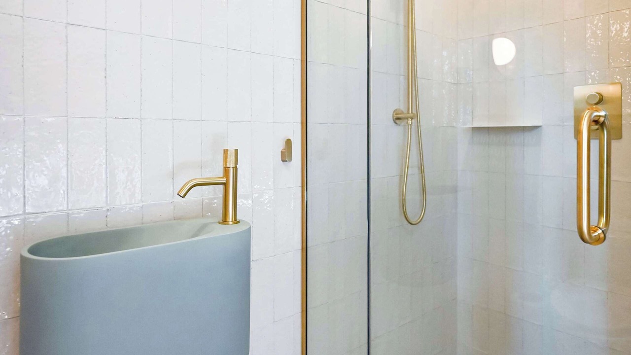 Photo of Bathroom in Plateau Mont Royal