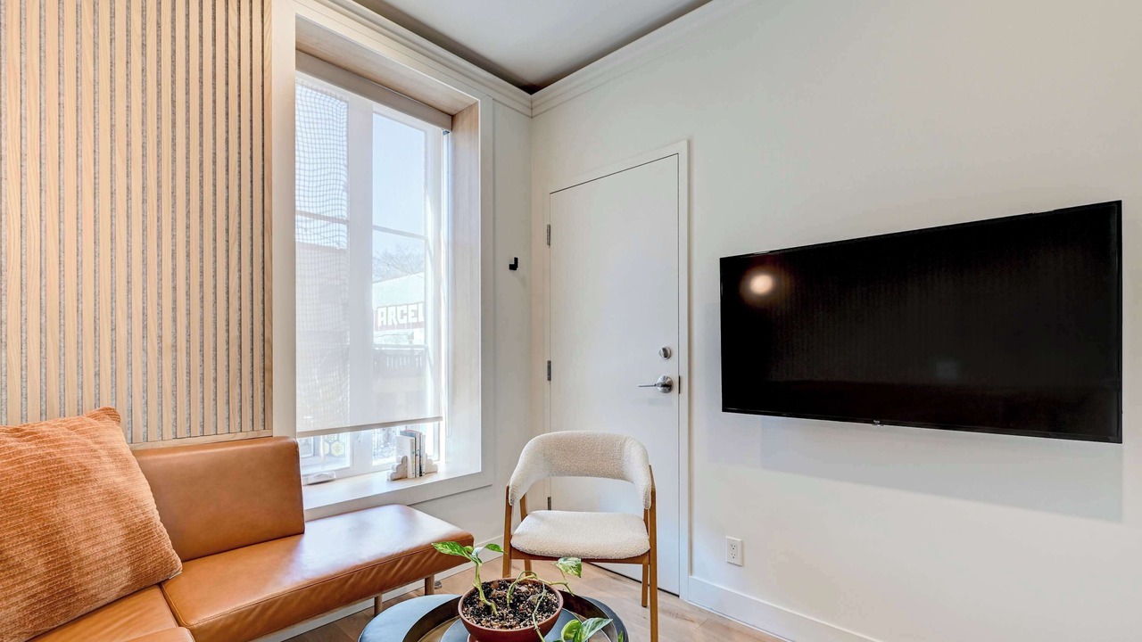 Photo of Bedroom in Plateau Mont Royal