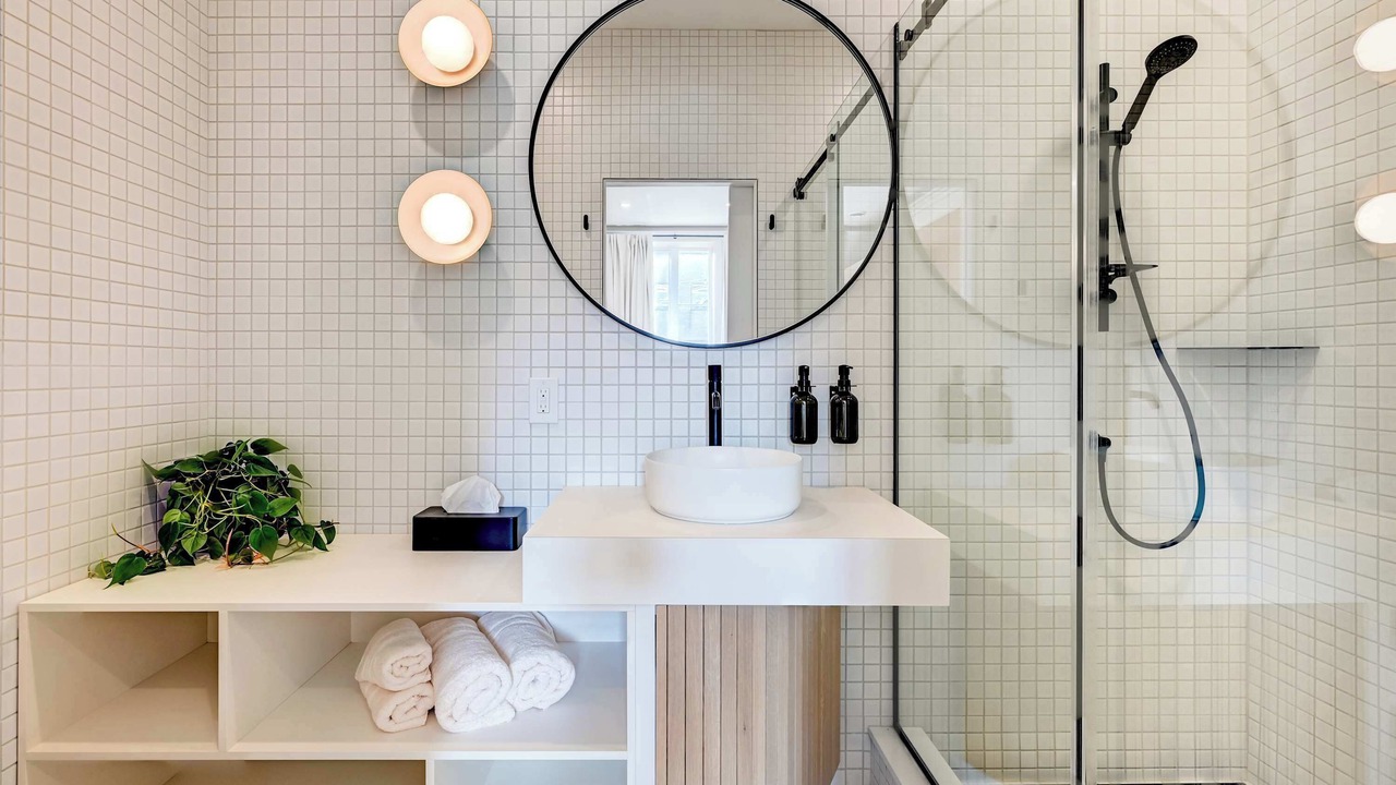 Photo of Bathroom in Plateau Mont Royal