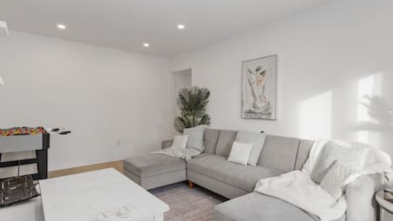 Photo of Livingroom in Whitby