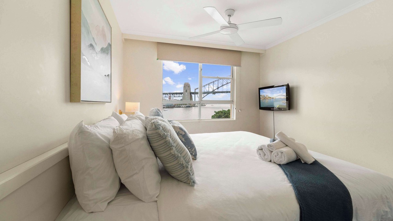 Photo of Others in McMahons Point