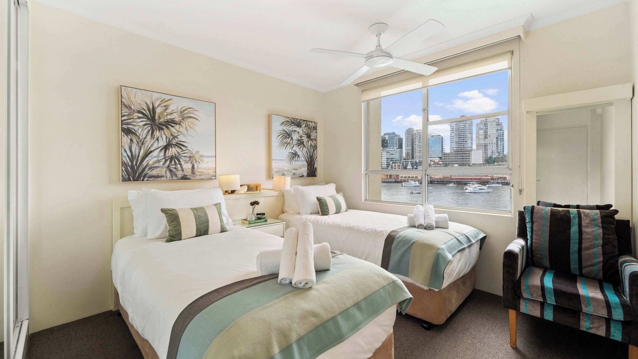 Photo of Others in McMahons Point