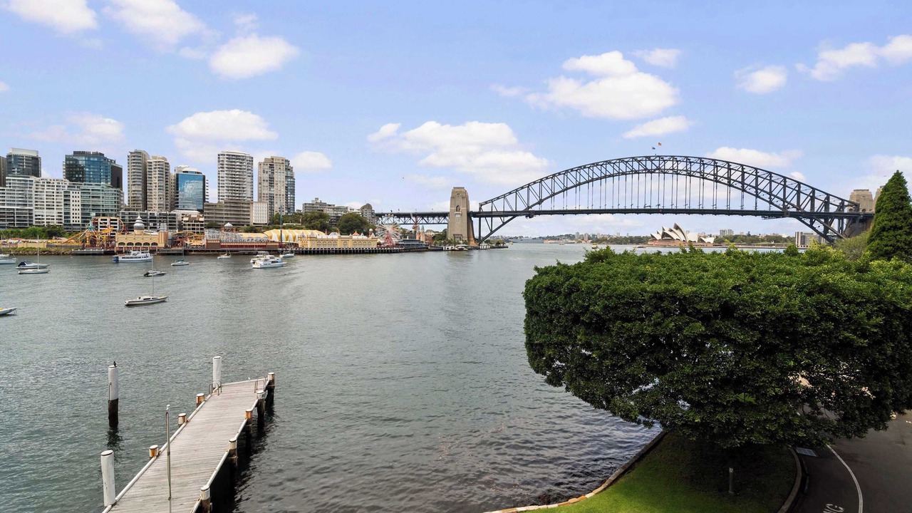 Photo of Others in McMahons Point