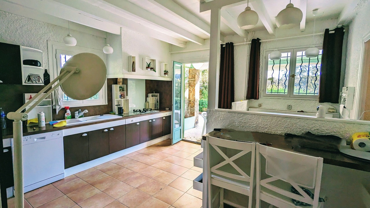 Photo of Kitchen in Oms