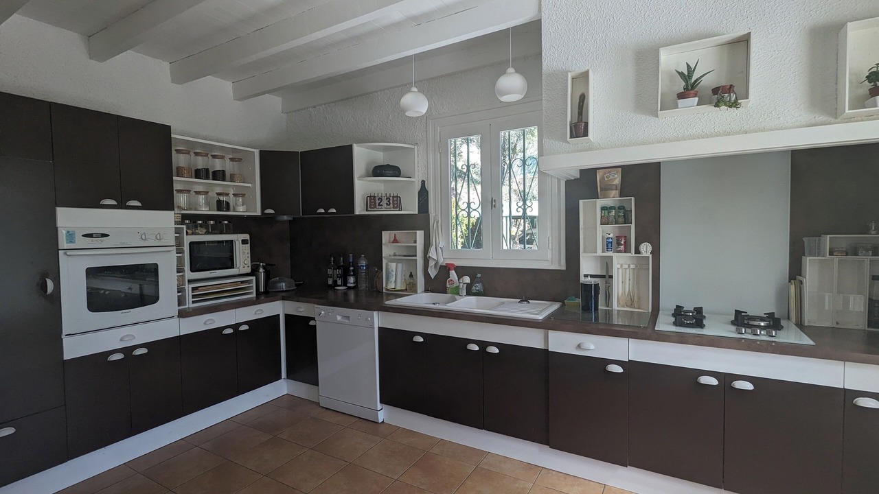 Photo of Kitchen in Oms