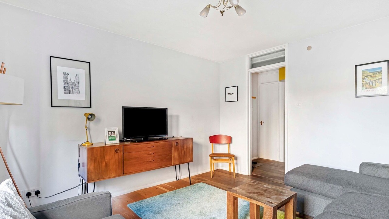 Photo of Livingroom in Elephant and Castle