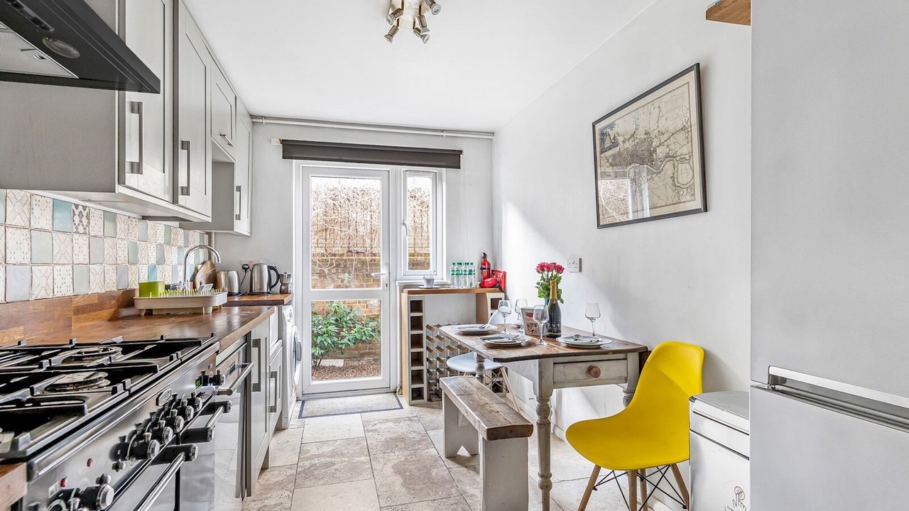 Photo of Kitchen in Elephant and Castle