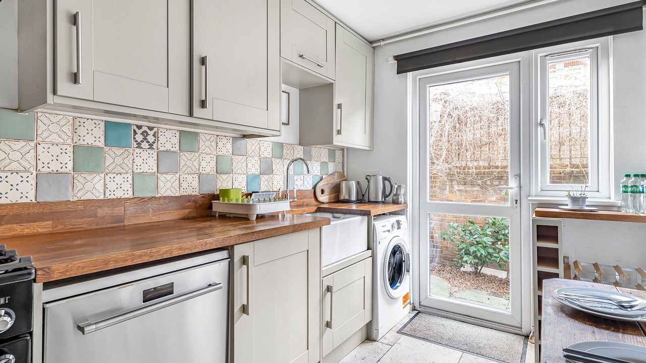 Photo of Kitchen in Elephant and Castle