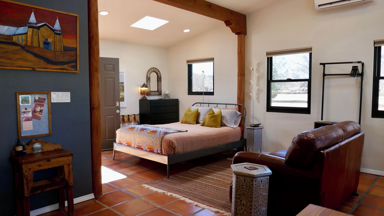 Photo of Bedroom in Corrales