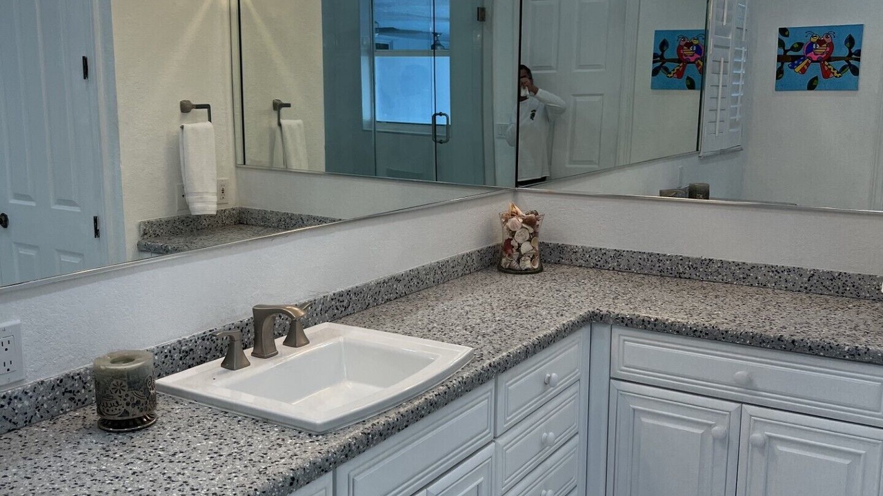 Photo of Bathroom in Davie