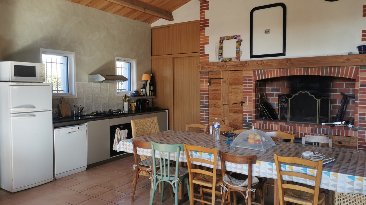 Photo of Kitchen in Saint-Urbain