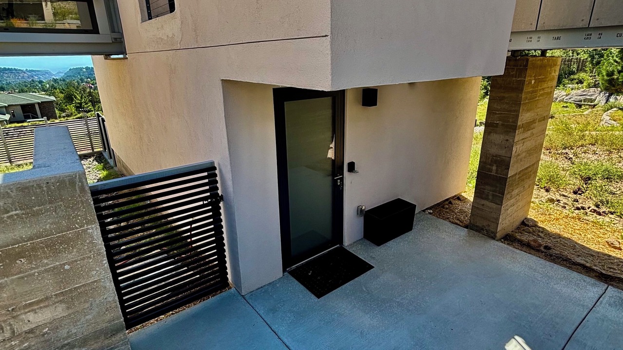 Photo of Patio Balcony in Los Alamos
